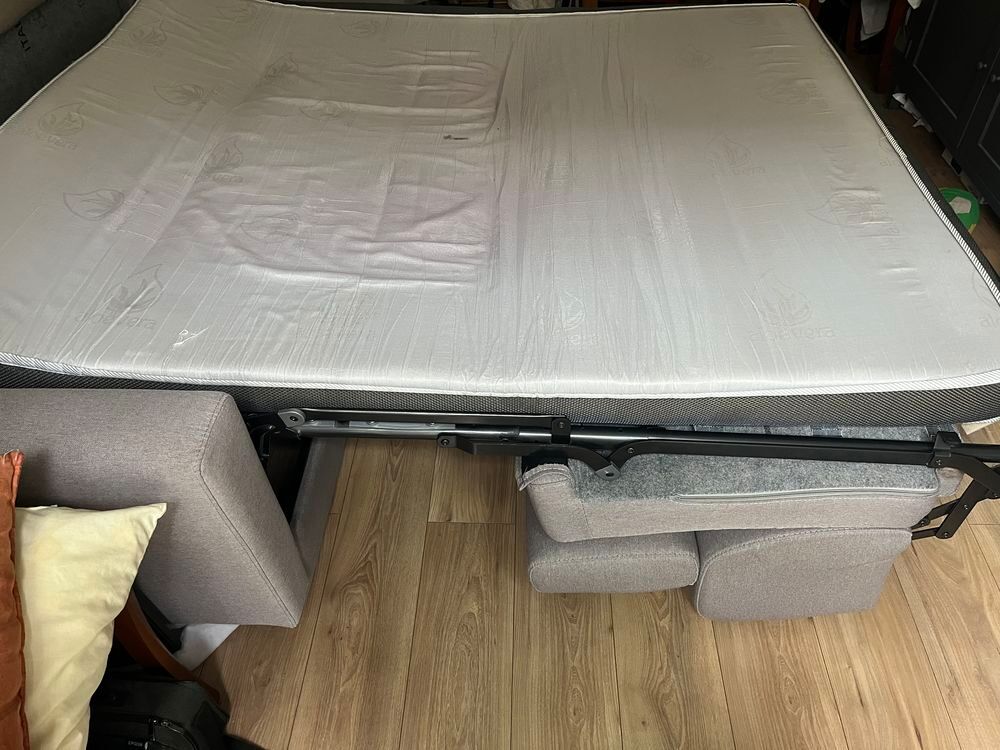 Canap&eacute; convertible INSIDE 75 -Tr&egrave;s bon &eacute;tat (2023) Meubles