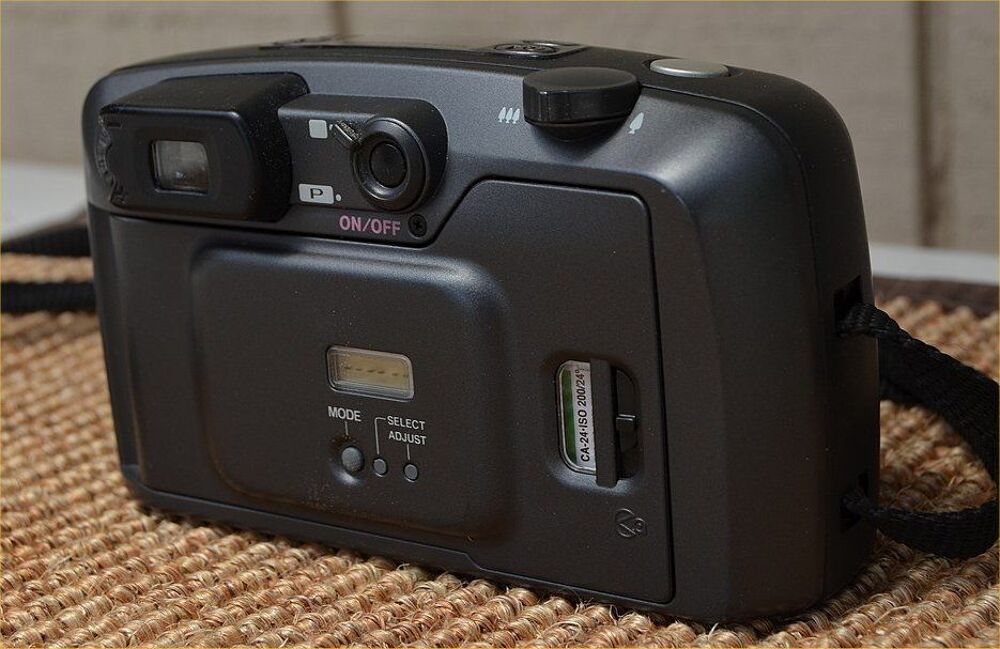3 SLR Cameras !!! (Vintage) Photos/Video/TV