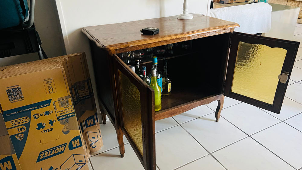 Petit buffet (bar) rustique Meubles