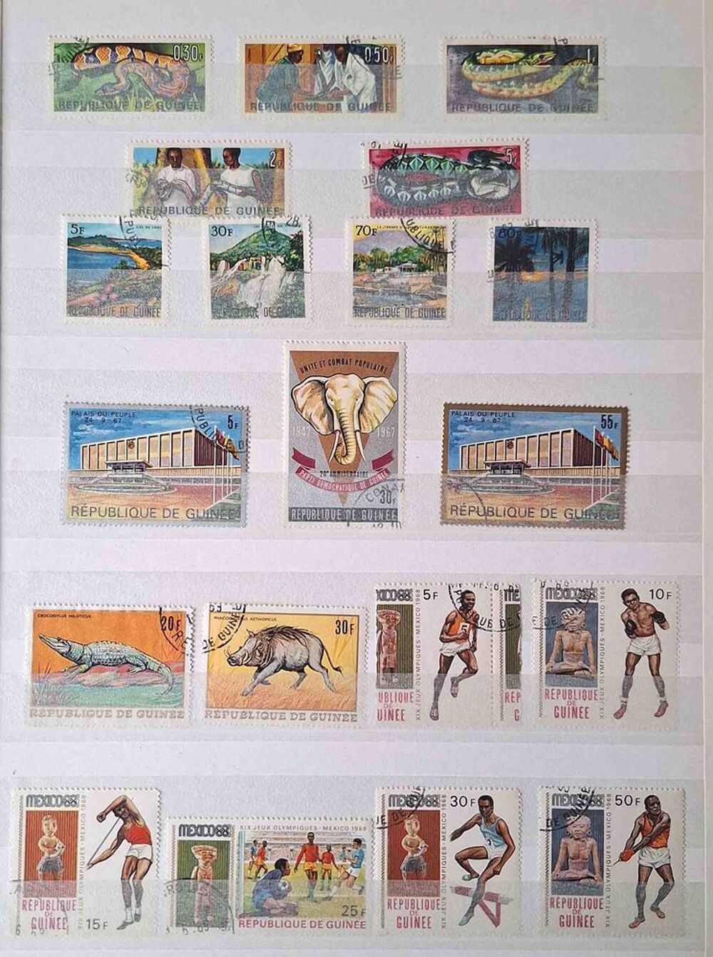 S&eacute;rie de timbres de collection de Guin&eacute;e 
