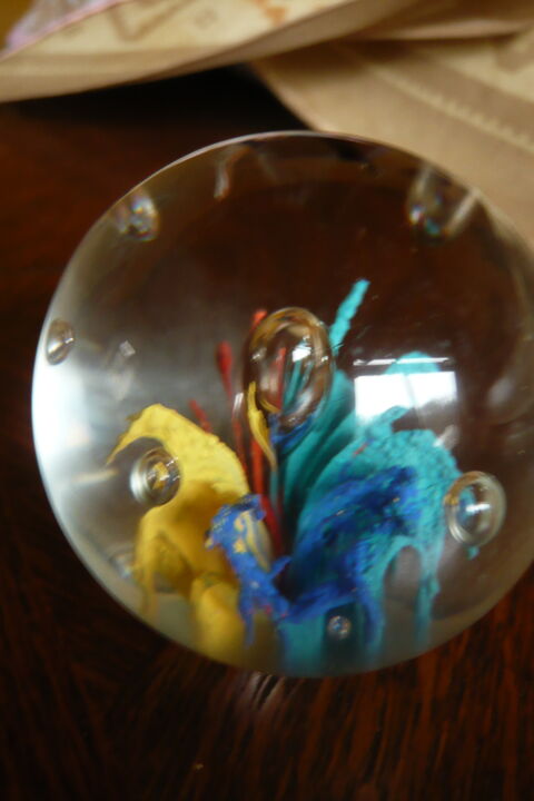 Boule en verre sulfur�e 15 Aydat (63)
