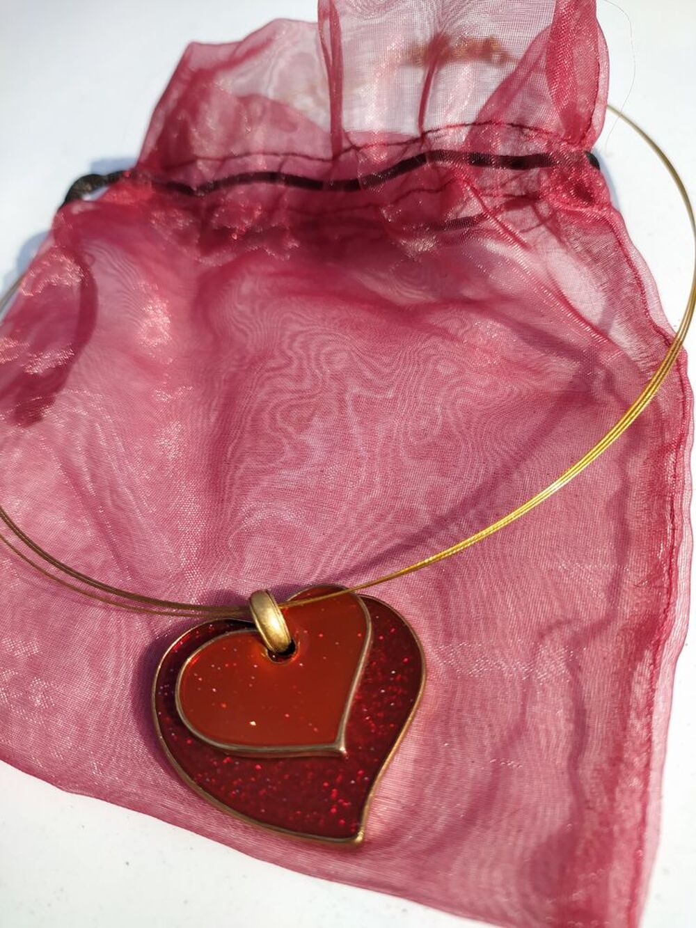 Collier Coeur en &eacute;mail Bijoux et montres
