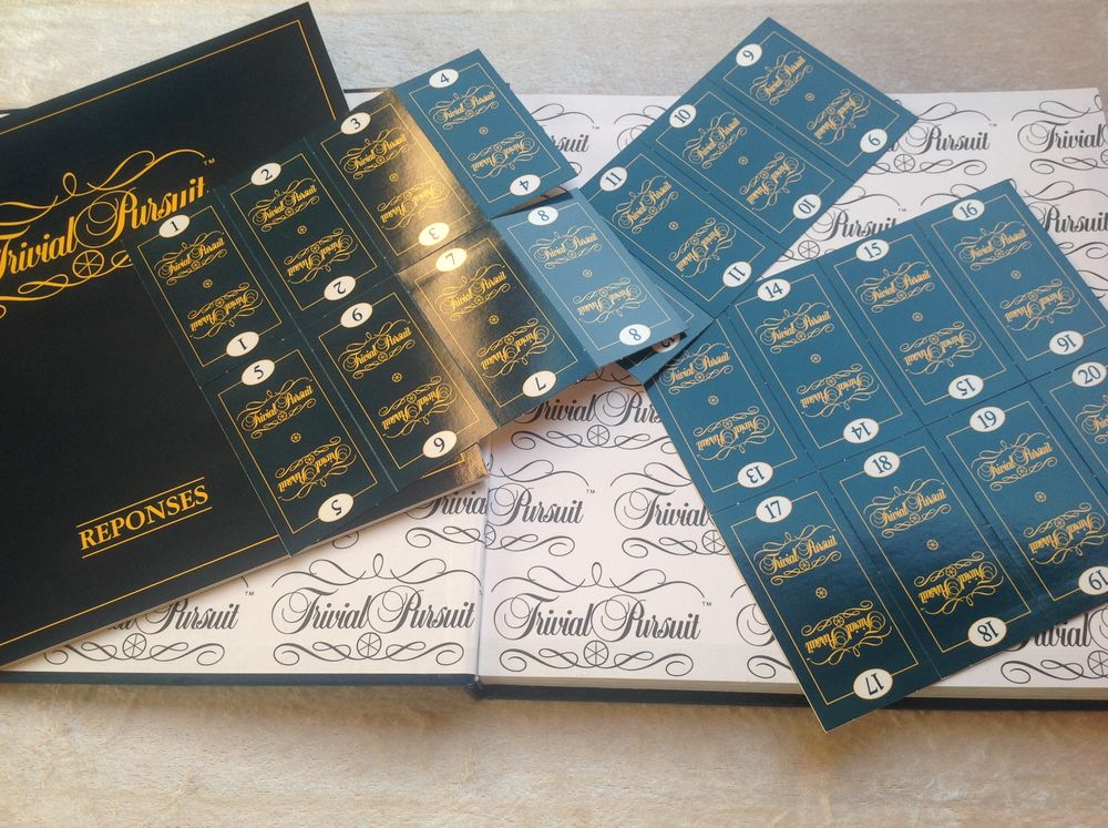 TRIVIAL PURSUIT LE LIVRE JEU OFFICIEL + 1 LIVRET R&Eacute;PONSE Env Jeux / jouets
