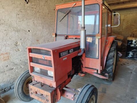 tracteur Renault 421 9000 Le Fay (71)