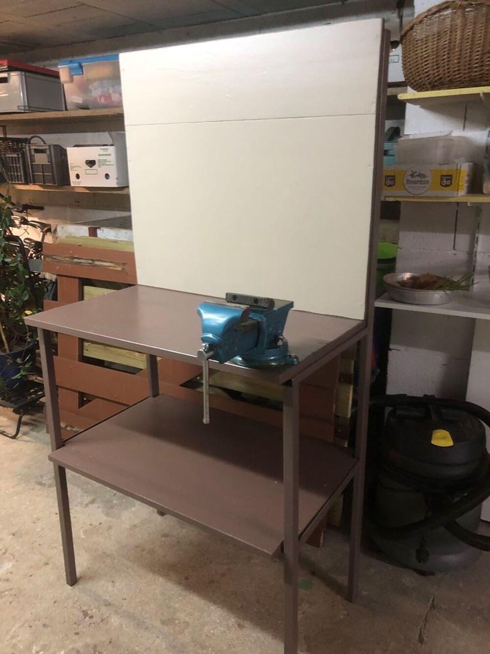 &eacute;tabli en acier Bricolage