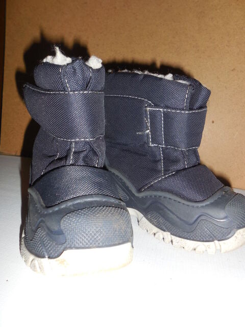 bottes aprs-ski  22 / 23 quchua  marine 7 Pontault-Combault (77)