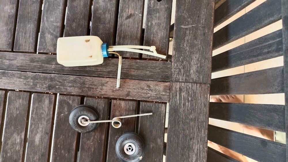 t&eacute;l&eacute;commande mod&eacute;lisme et servos Sports