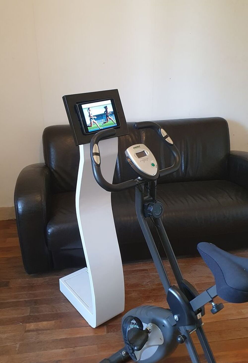 support tablette sport 40 euros Sports