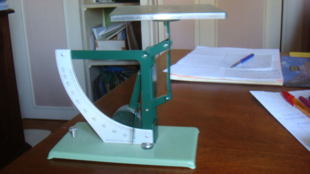 balance p&egrave;se lettres en acier Matériel informatique