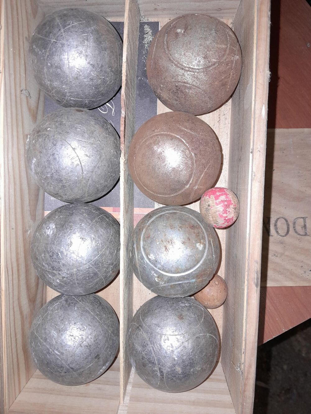 Lot de Boules de P&eacute;tanque en M&eacute;tal avec Bo&icirc;te en Bois Sports
