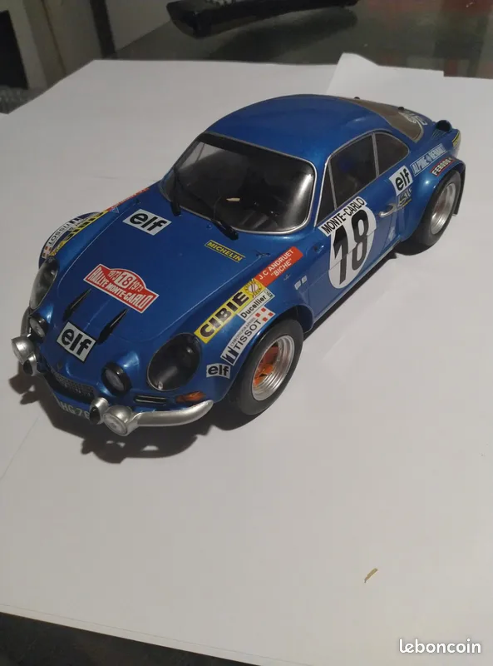 RENAULT ALPINE A110 / 4CV DECAPOTABLE 1/18 