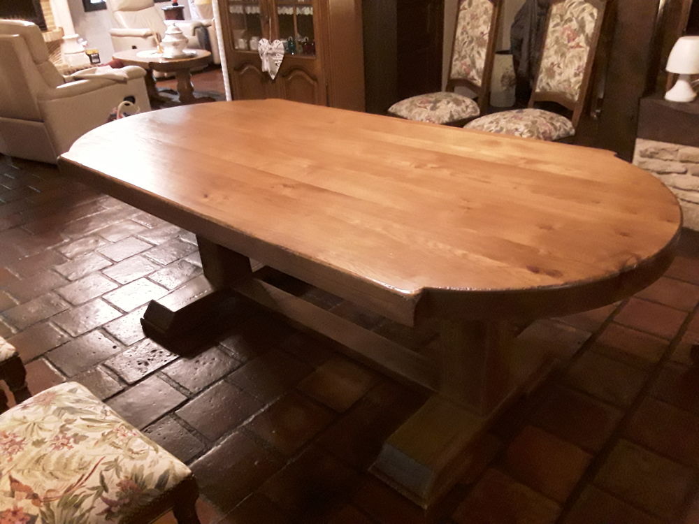table salle a manger chene massif comme neuve Meubles