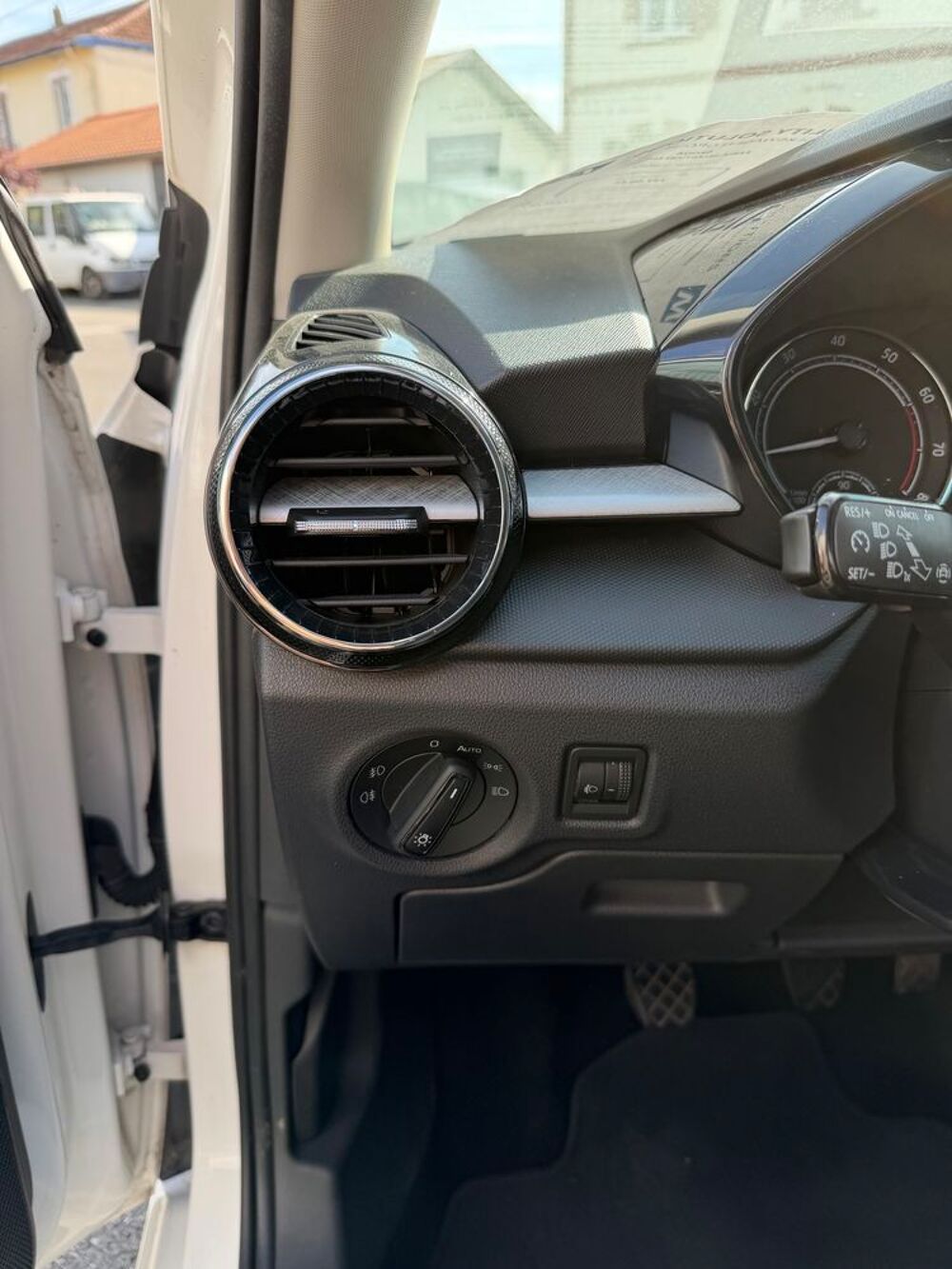Fabia 1.0 TSI 95 ch BVM5 Ambition 2022 occasion 40100 Dax