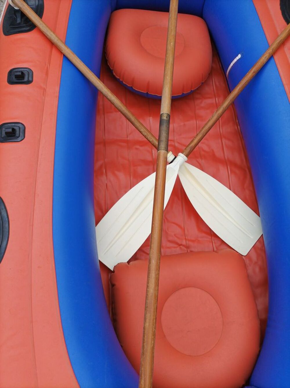  Bateau Pneumatique de Marque SEVYLOR K 106 
Sports