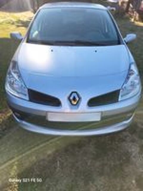 Clio II Clio 1.2 16v Confort Dynamique 2005 occasion 59990 Rombies-et-Marchipont