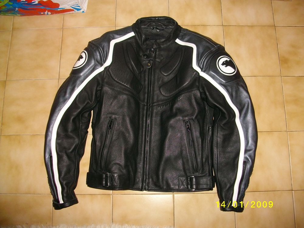Blouson moto femme en cuir Bering Sports
