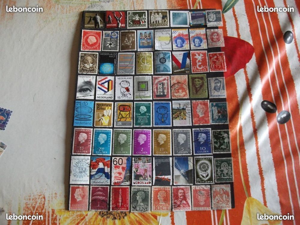 Lot de 400 timbres diff&eacute;rents et oblit&eacute;r&eacute;s Pays-Bas Hollande 