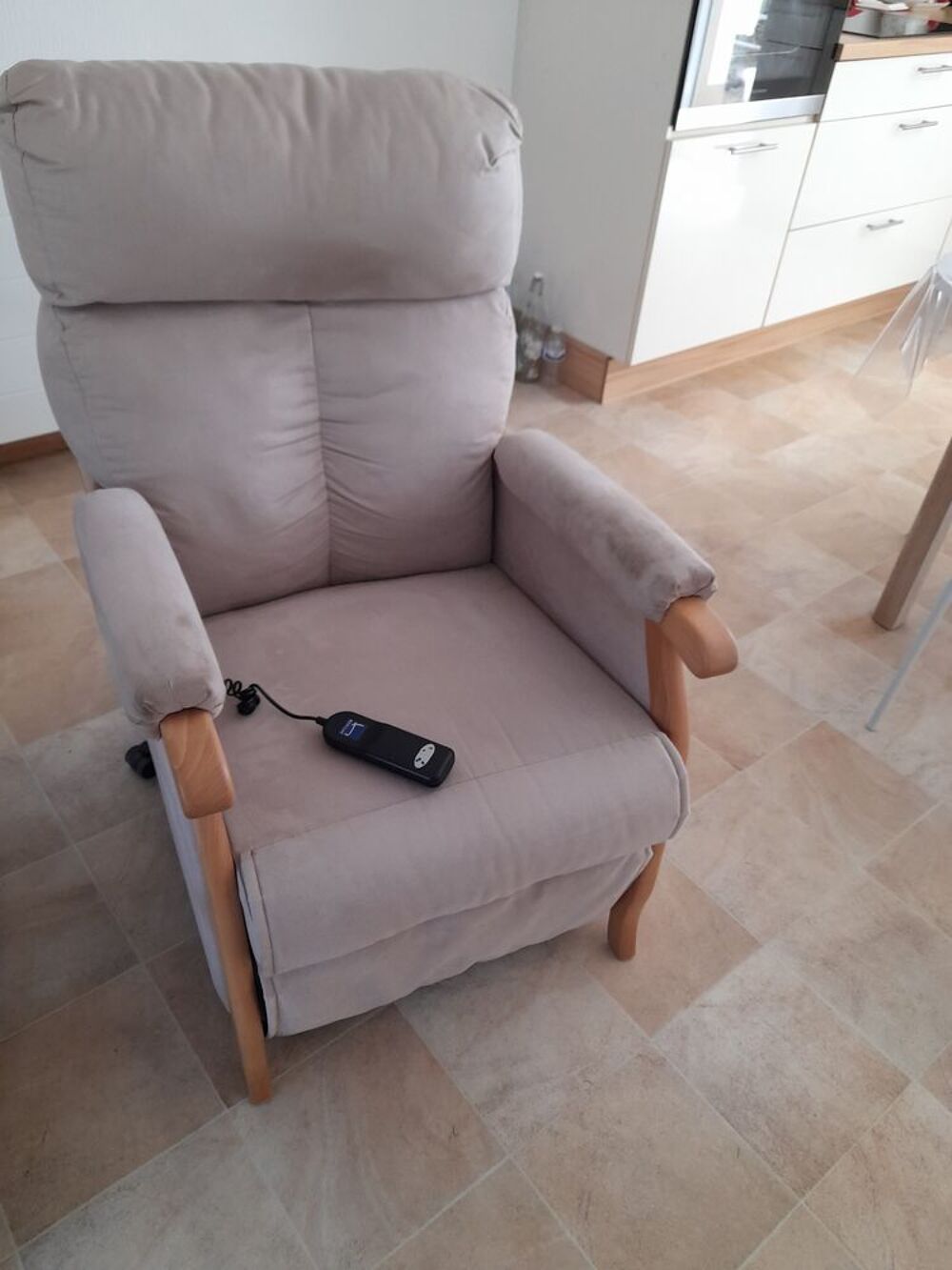 FAUTEUIL ELECTRIQUE Meubles