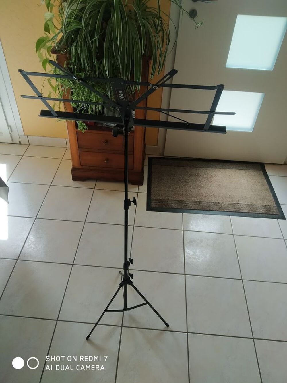 un pupitre standard Instruments de musique