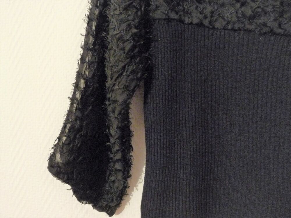 Pull Noir Bi Mati&egrave;re &agrave; Manches Longues- Nulle Part Ailleurs Vêtements