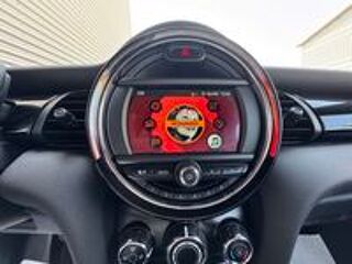 One Cabriolet 102 ch Edition Heddon Street 2018 occasion 84290 Sainte-C&eacute;cile-les-Vignes