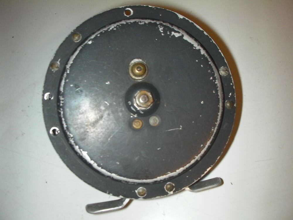 Moulinet mouche ancien Sports