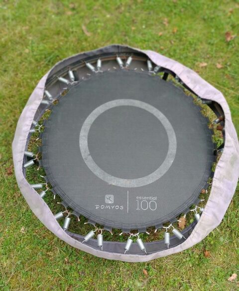trampoline Decathlon essential 100 30 Beauchamp (95)