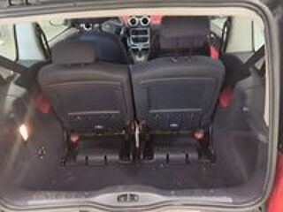 1007 1,4i 75CV E-TRONIC BOITE AUTO 2005 occasion 13510 &Eacute;guilles
