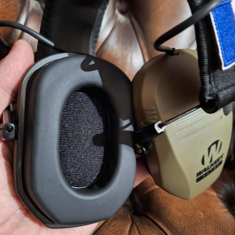 Casque anti-bruit &eacute;lectronique tir sportif, chasse, travaux Bricolage