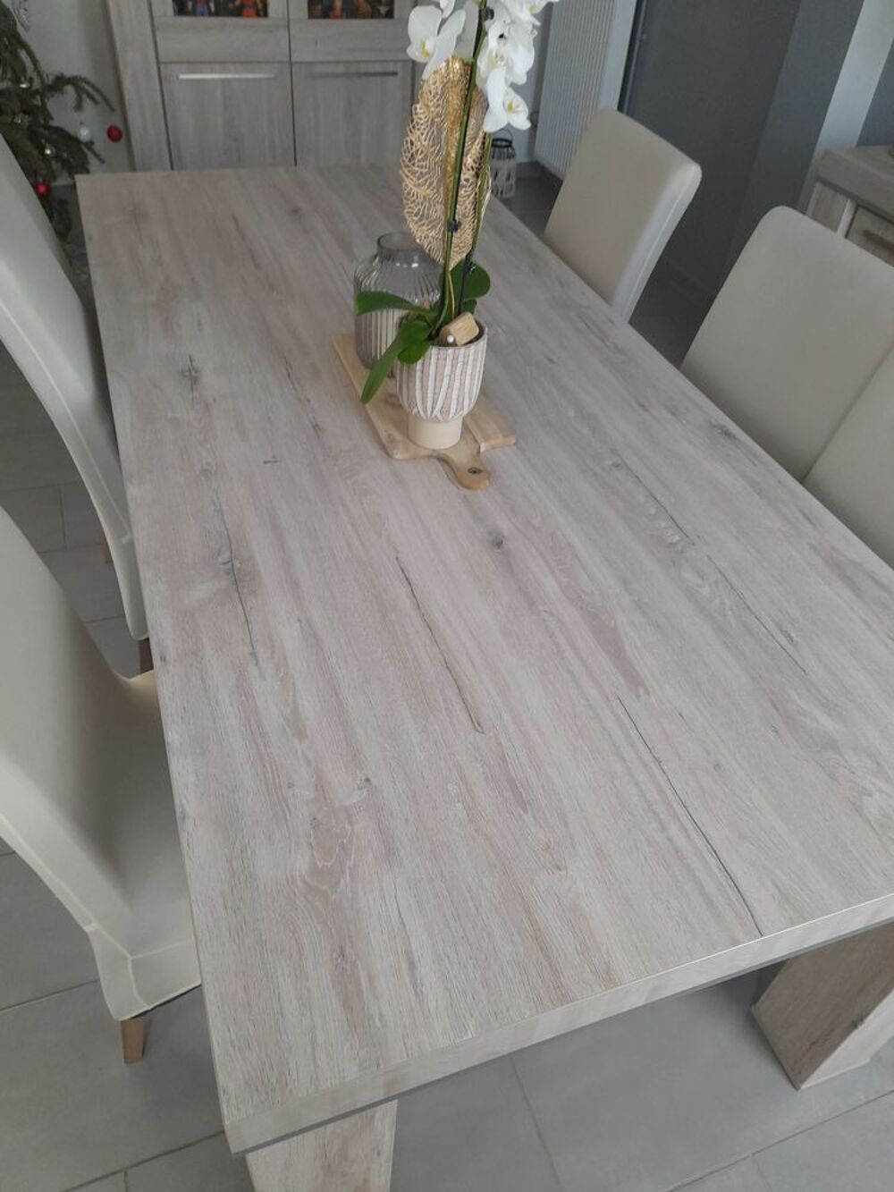 Table de salle &agrave; manger Meubles