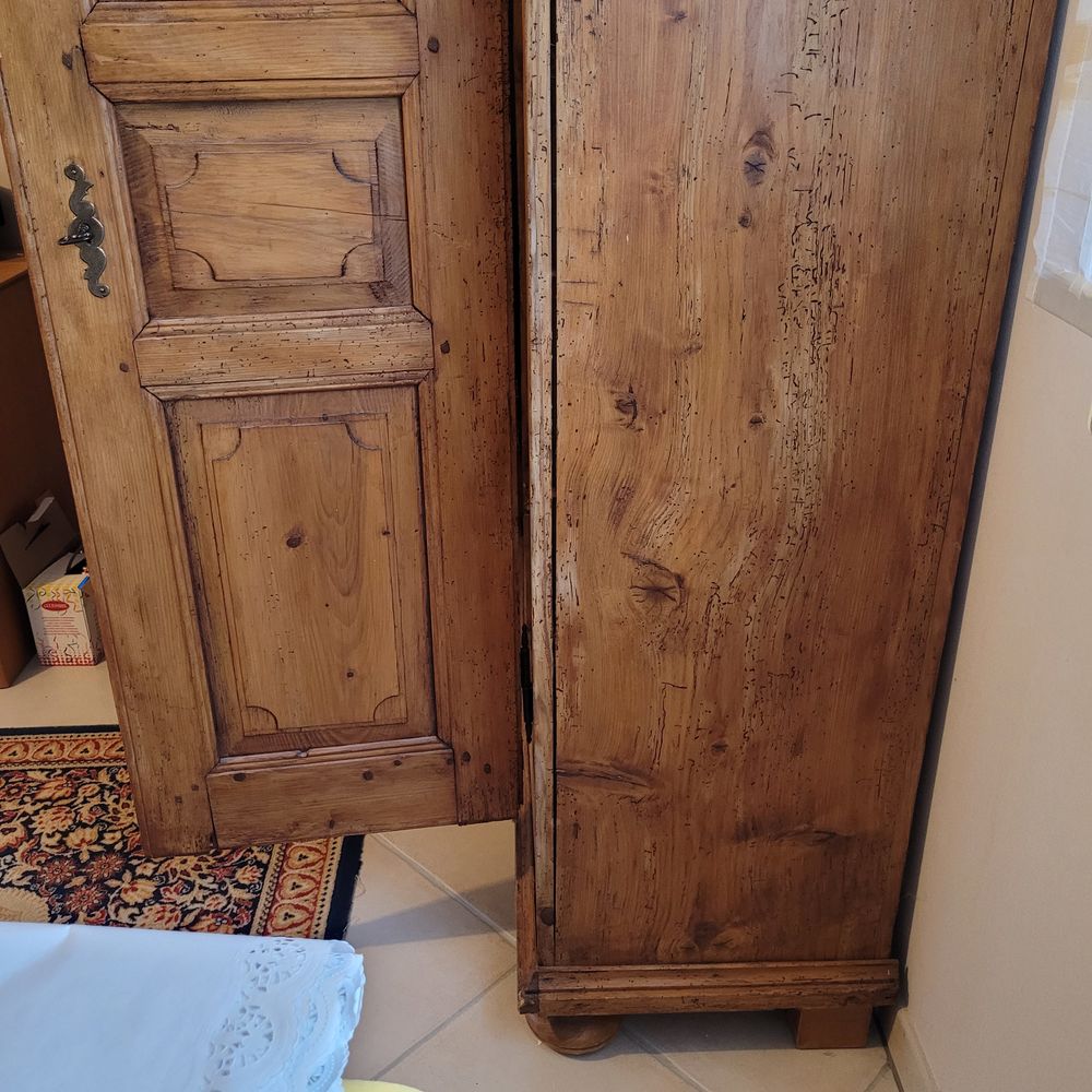 ARMOIRE ANCIENNE EN SAPIN Meubles