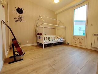  Appartement � vendre 4 pi�ces 81 m�