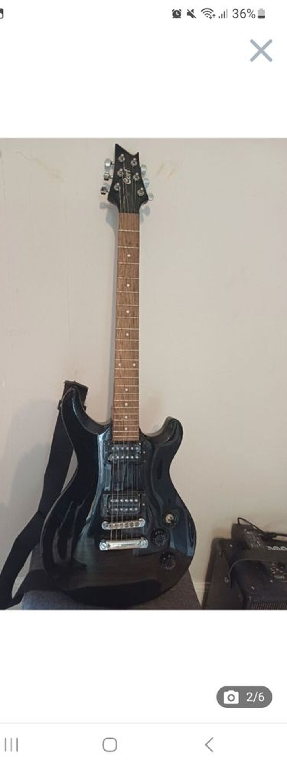 Guitare &eacute;lectrique et emplie Instruments de musique