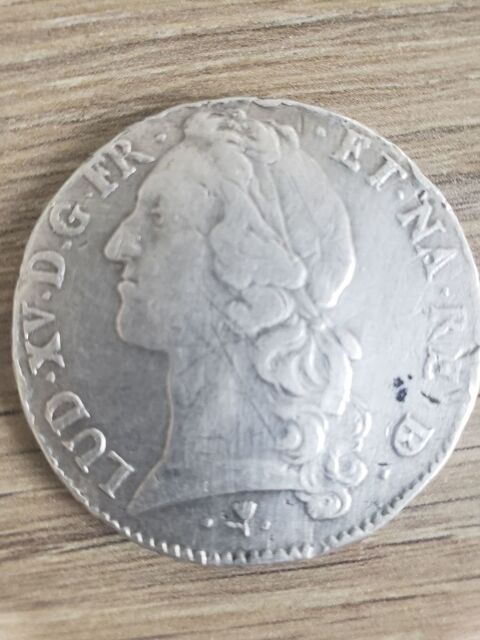 Un Ecu sous louis xv anne 1757 0 Pronville (62)