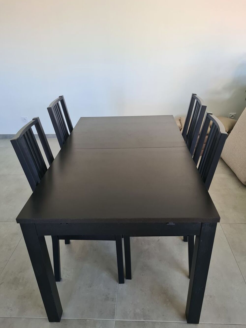 Table extensible 8/10 personnes et 6 chaises Meubles