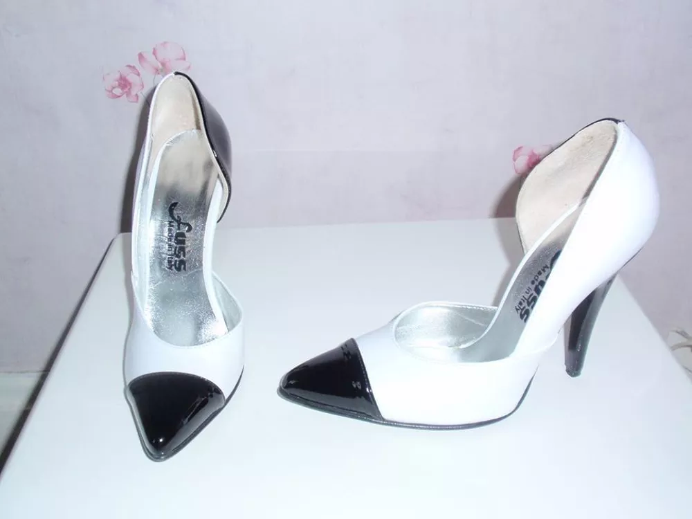 Escarpins &agrave; talon PUMPS FUSS POINTURES 35 neuf. Chaussures