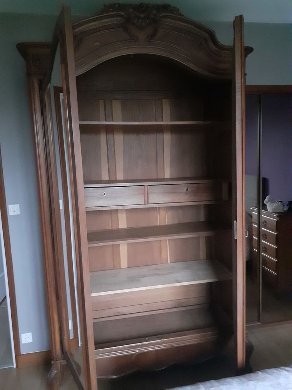 Armoire ling&egrave;re ancienne Meubles