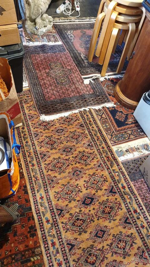 tapis d'Orient laine entièrement fait main 40 Trappes (78)