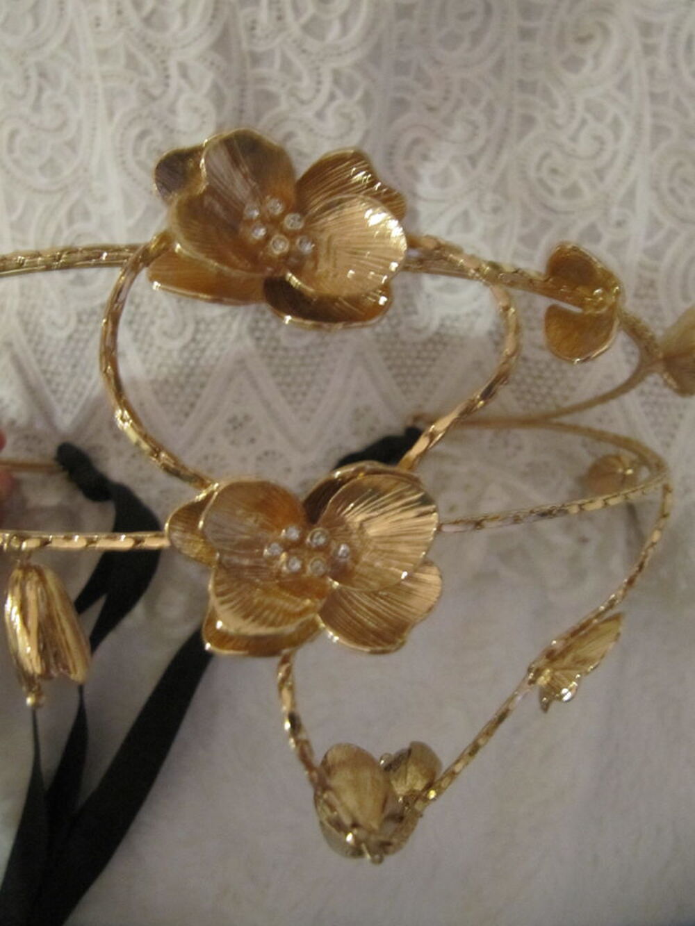 Bijou de cheveux 
Bijoux et montres