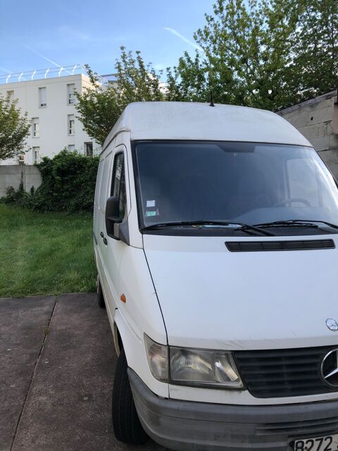 Mercedes Sprinter SPRINTER 208 D 30N SURELEVE 2,8t 1996 occasion Livry-Gargan 93190
