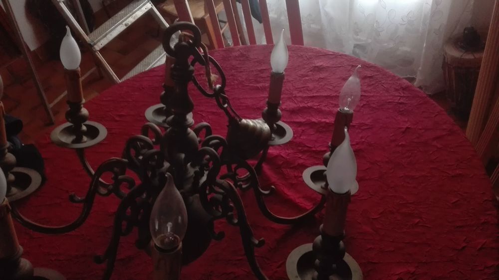 LUSTRE LAITON 8 BRANCHES Décoration