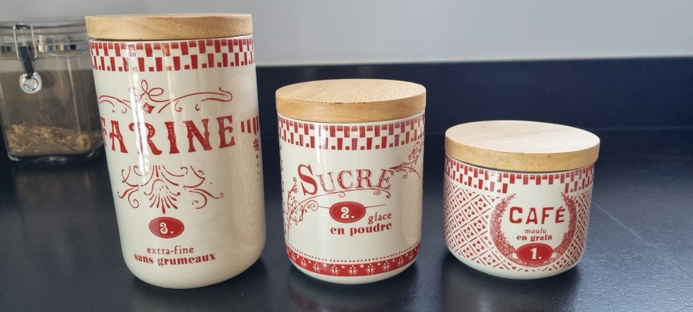 Pots &agrave; epices Cuisine