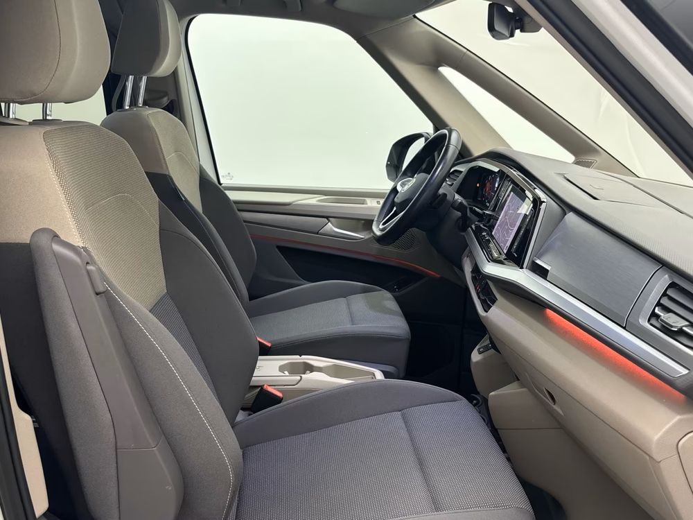 MULTIVAN Multivan Court 1.4 eHybrid 218 DSG6 Style 2022 occasion 38440 Saint-Jean-de-Bournay