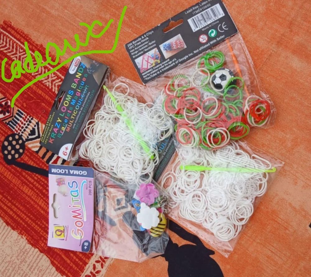 Lot n&deg;1 pour Fabriquer Bracelets Elastiques avec Clips, Etc. Jeux / jouets