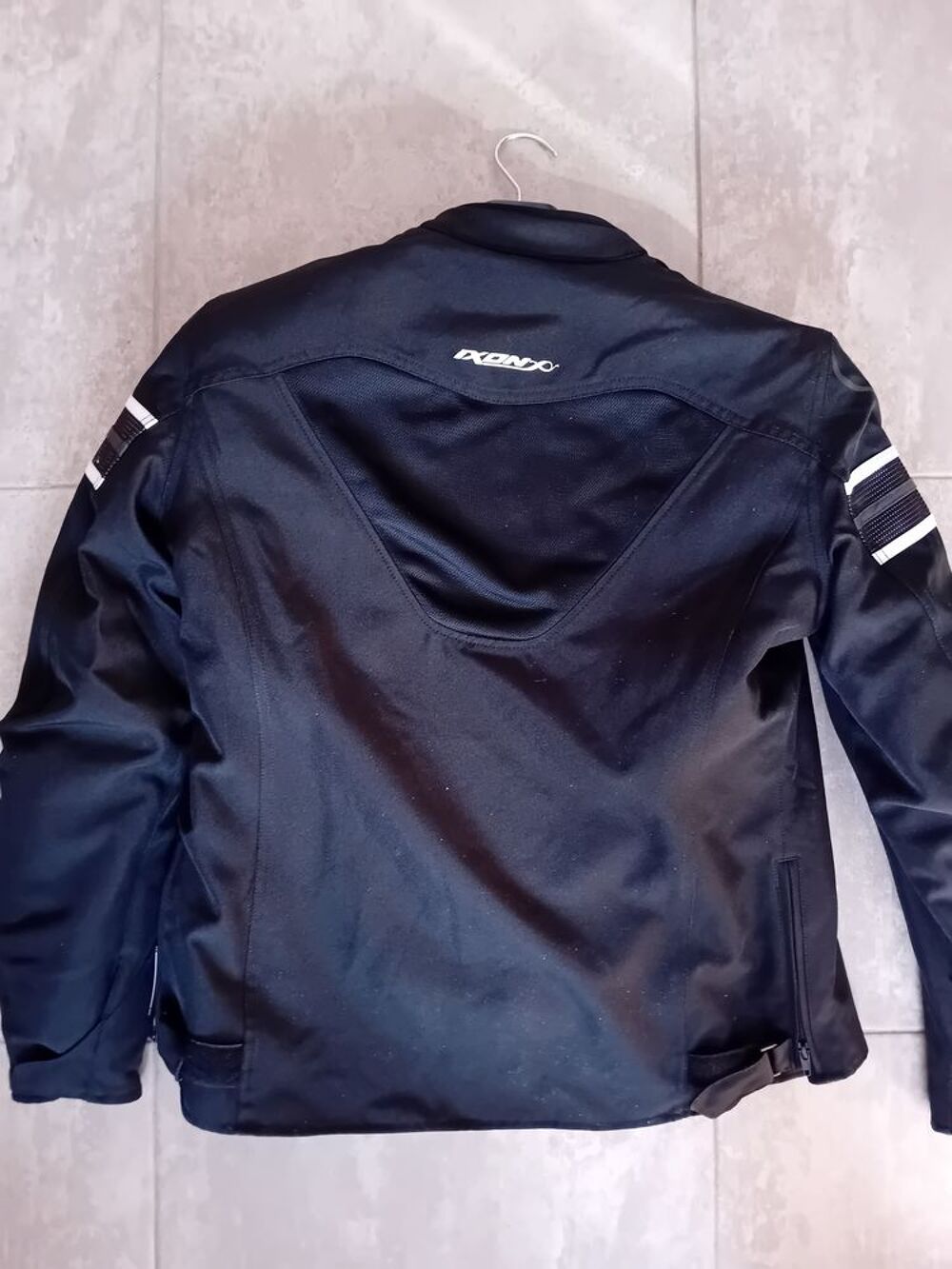 BLOUSON MOTO FEMME Vêtements