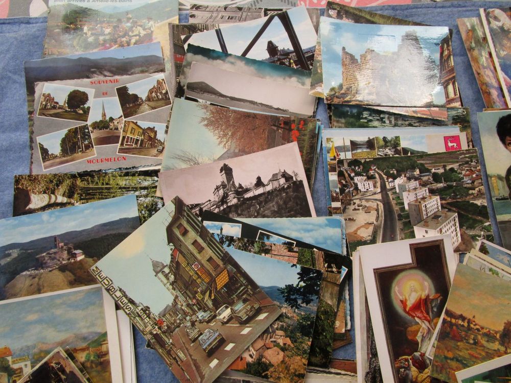 Lot de 199 cartes postales 
