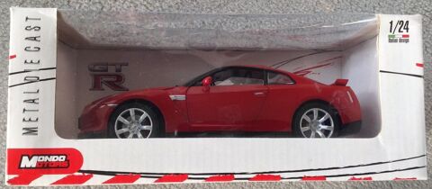 Nissan GTR MondoMotors 1/24 20 Limoges (87)