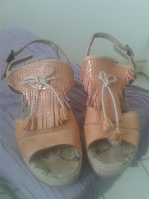 chaussures DKODE marque portugaise
15 Montpellier (34)