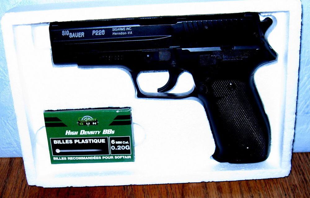 &eacute;change Sig Sauer P226. 