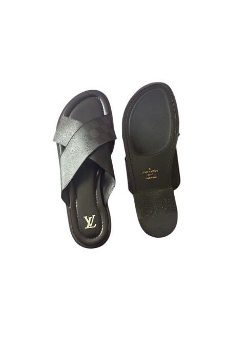 Sandales Homme Louis Vuitton ,en Cuir Gris Noir Taille 46 Bessancourt (95)